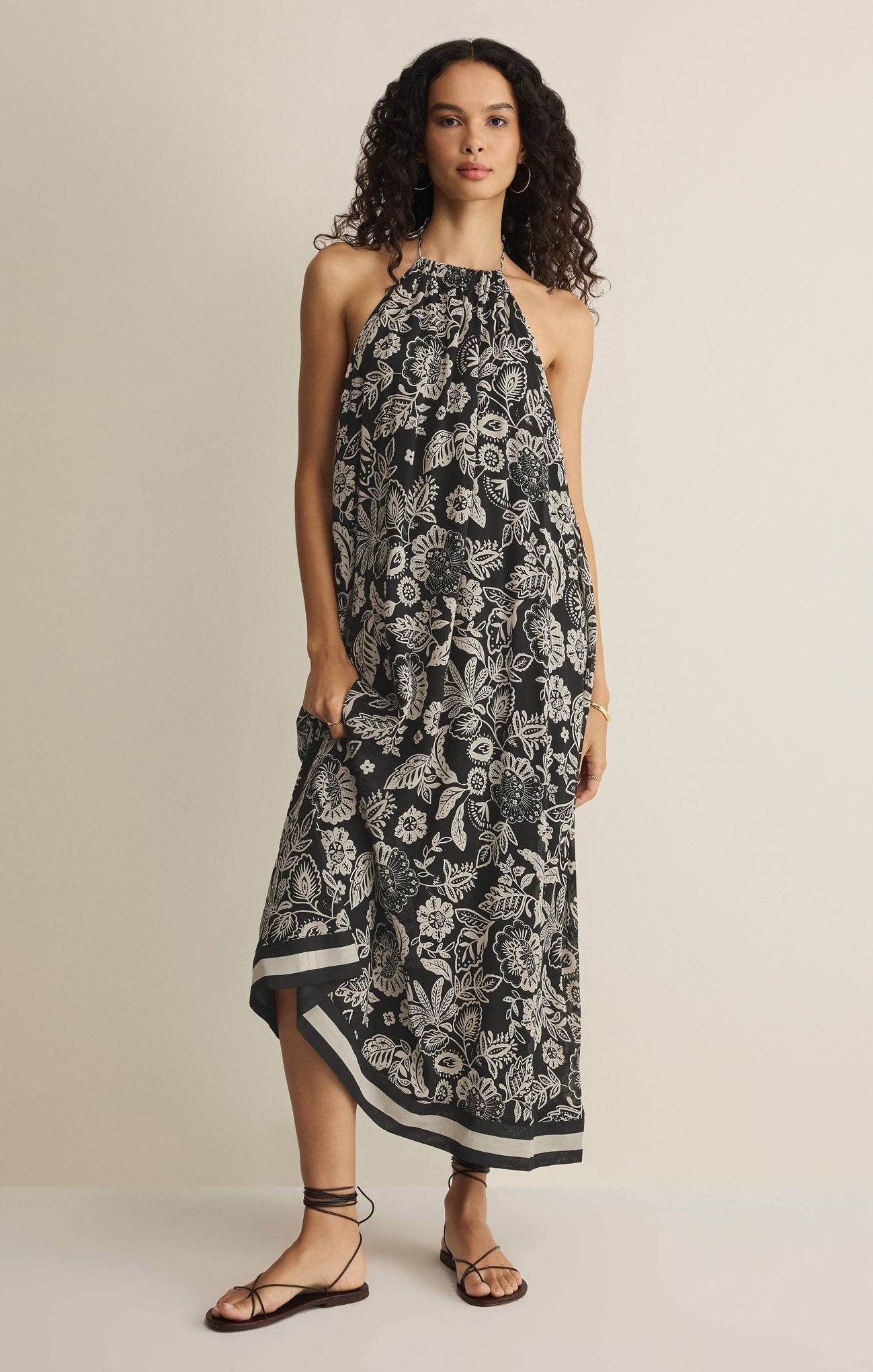 Viento Luz Floral Midi Dress Secondary image