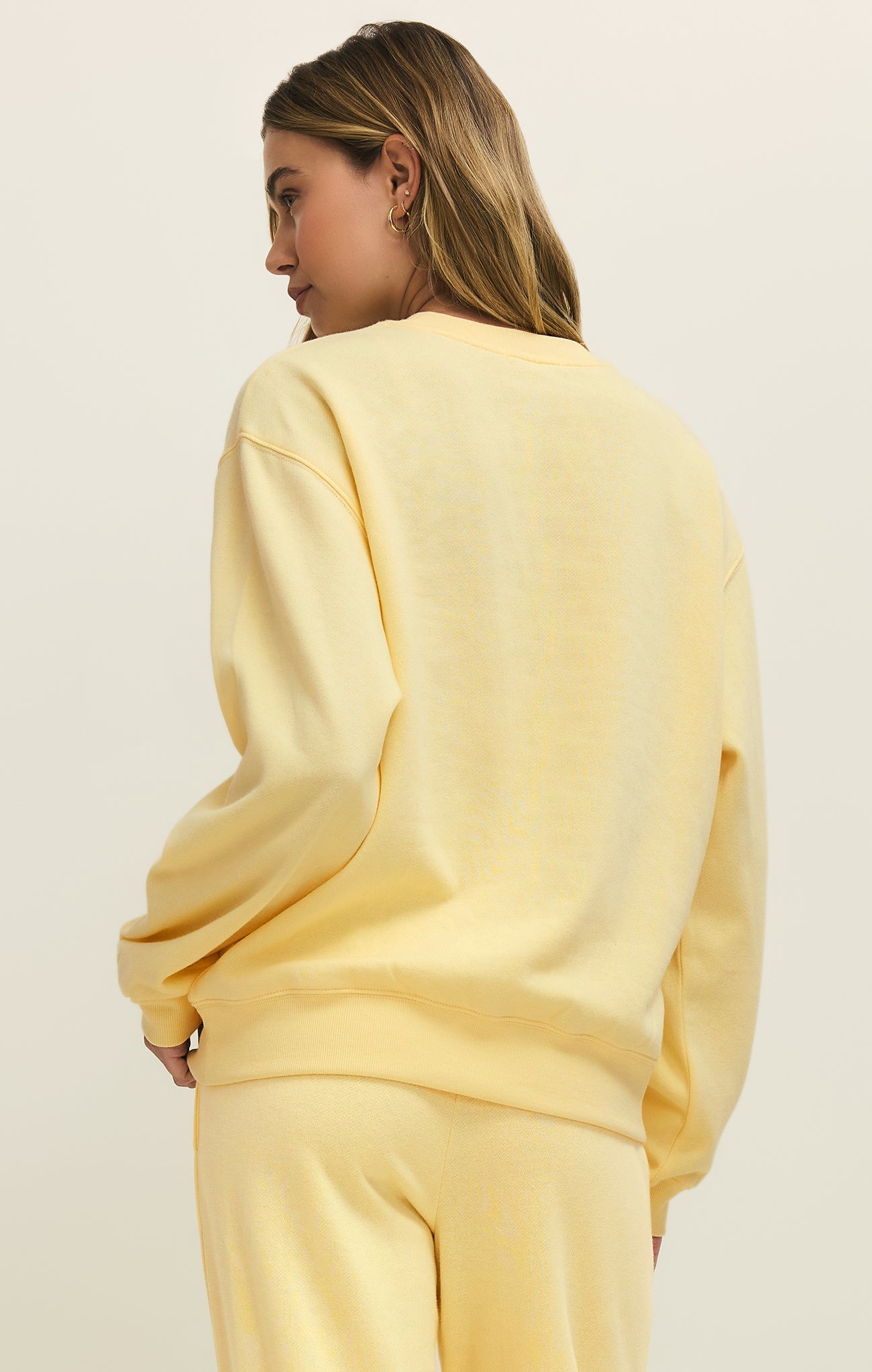 Classic Boyfriend Sweatshirt Secondary image