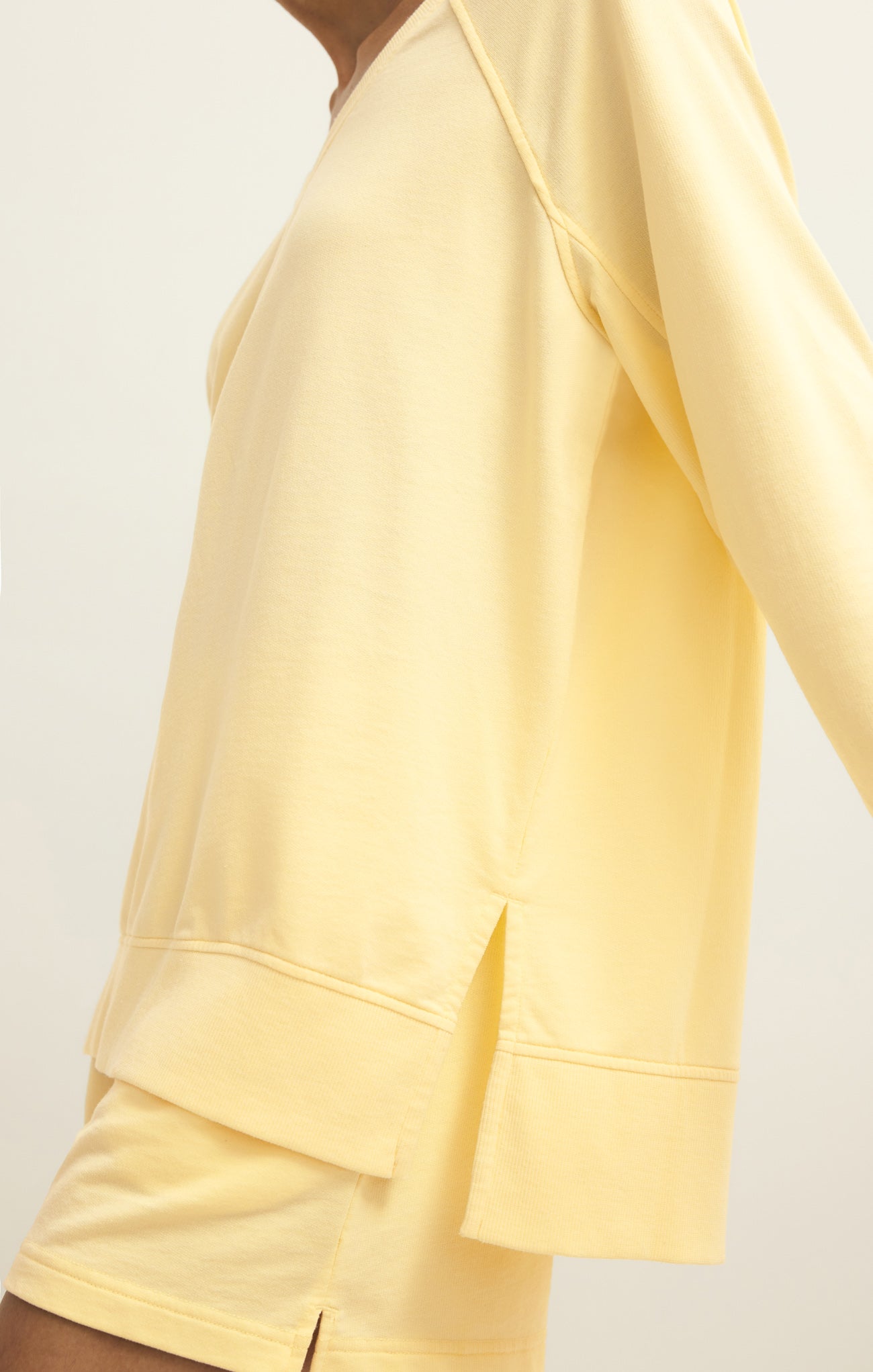 Weekender V-Neck